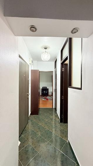Apartament cu 2 camere decomandat, mobilat în Sebastian
