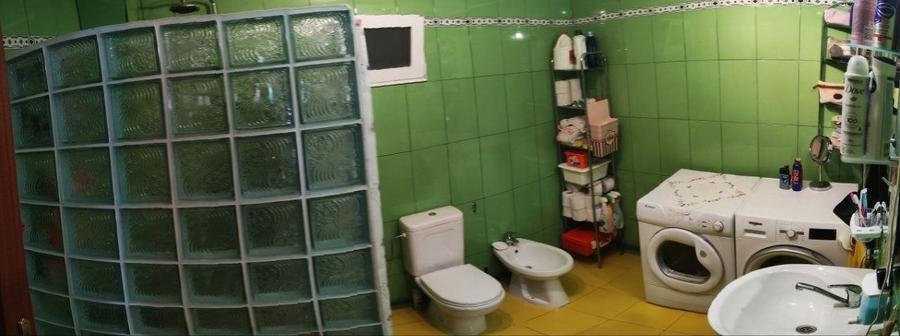 Casă individuală cu 5 camere cu Garaj în Siriu