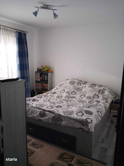 Apartament cu 3 camere decomandat în Radu Negru