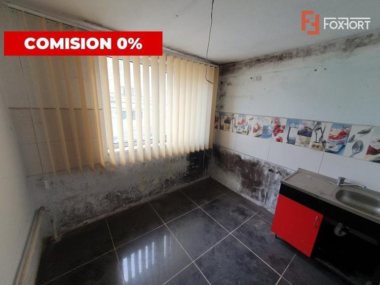 Birou, de 52 mp, în Complex Studențesc