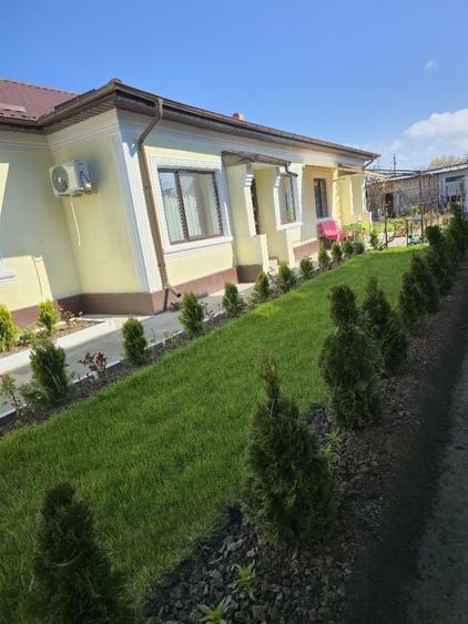 Casă cu 3 camere în Central