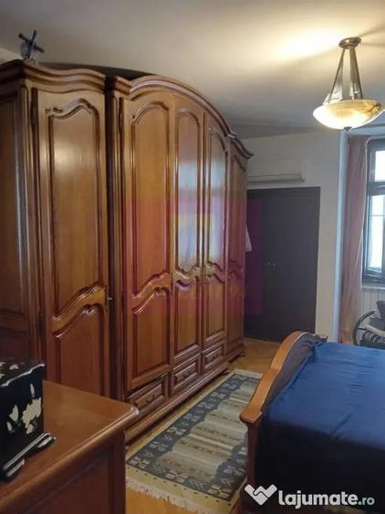 Casă cu 4 camere cu Teren 150 Mp în Victoriei