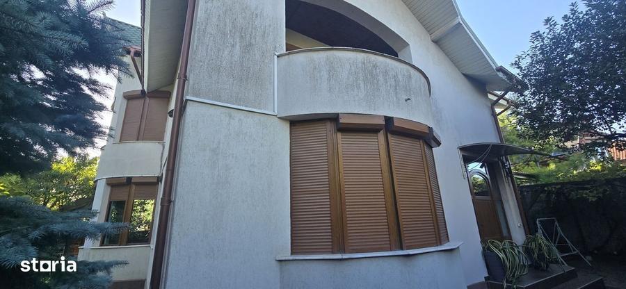 Casă cu 4 camere cu Teren 370 Mp în Nord