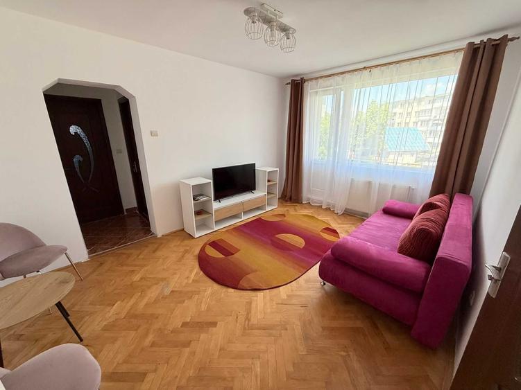 Apartament cu 2 camere semidecomandat în Central