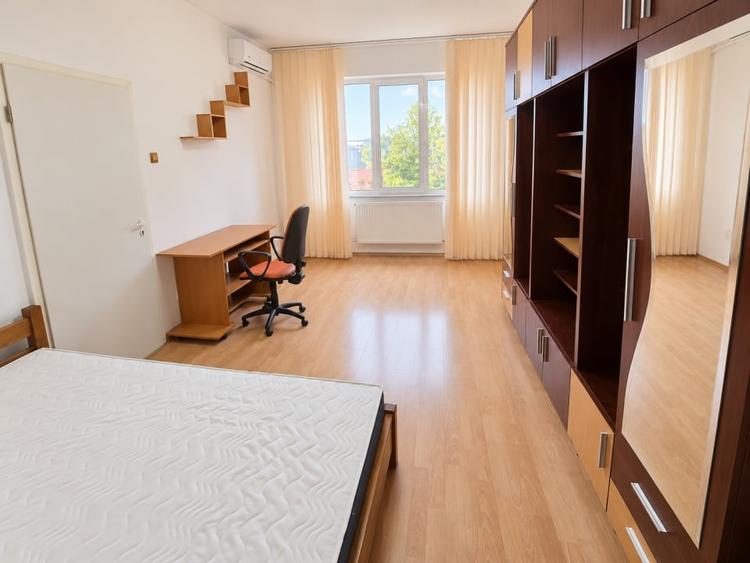 Garsonieră decomandată în Bere