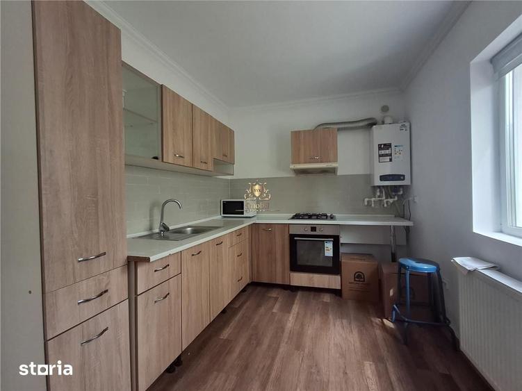 Casă cu 4 camere cu Teren 400 Mp în Recea