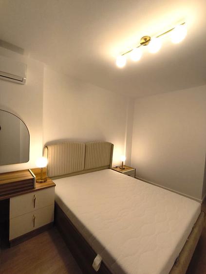 Apartament cu 2 camere semidecomandat în Berceni