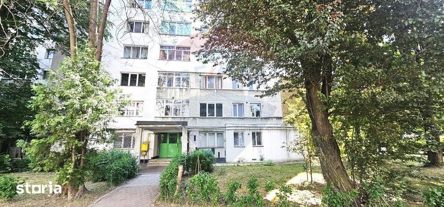 Apartament cu 2 camere decomandate Corni?a, et. 1, 45.600euro - 1