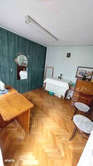 Casă cu 1 camere cu Teren 150 Mp în Lupeni
