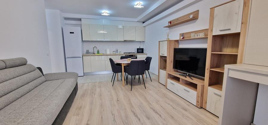 Apartament cu 2 camere decomandat în Exterior Vest