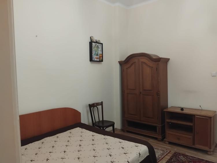 Casă cu 3 camere cu Teren 180 Mp în Tomis II