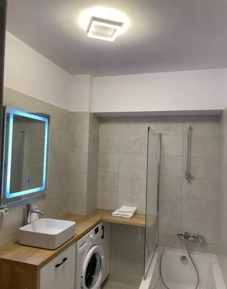 Apartament cu 2 camere decomandat, mobilat în Tătărași