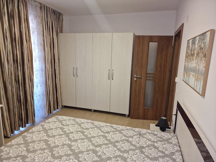 Apartament cu 3 camere decomandat în Bd. Coșbuc