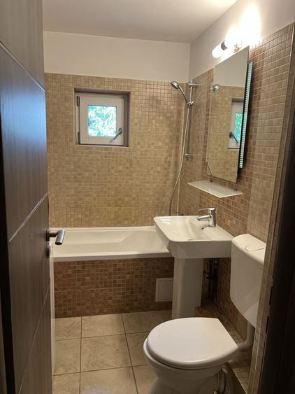 Apartament cu 2 camere decomandat în Lujerului