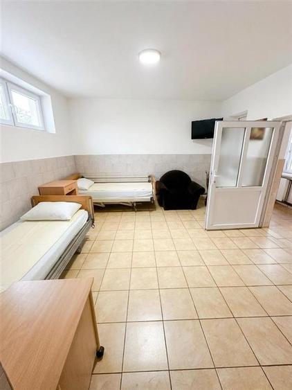 Casă cu 7 camere cu Canalizare în Tinca