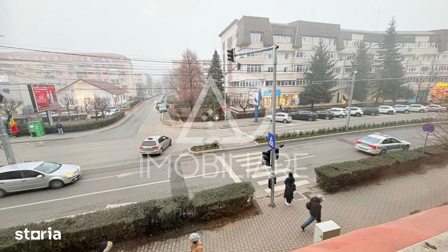 Apartament cu 4 camere în Central