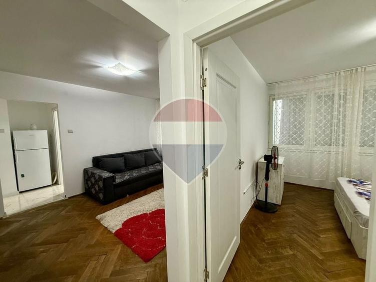 Apartament cu 2 camere semidecomandat, mobilat în Vatra Luminoasă