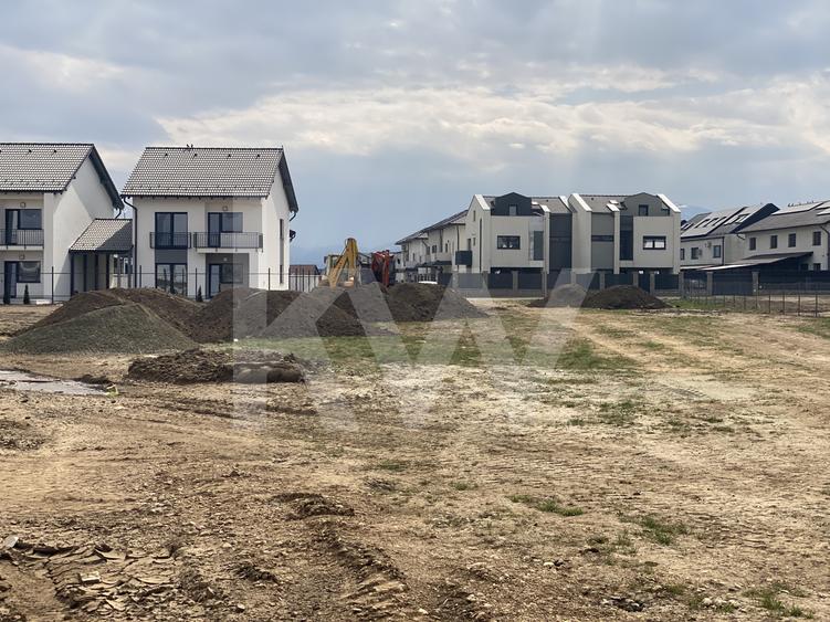Teren Construcții intravilan de 331 mp, în Șelimbăr
