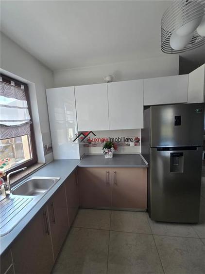 Duplex cu 4 camere cu Teren 258 Mp în Florești
