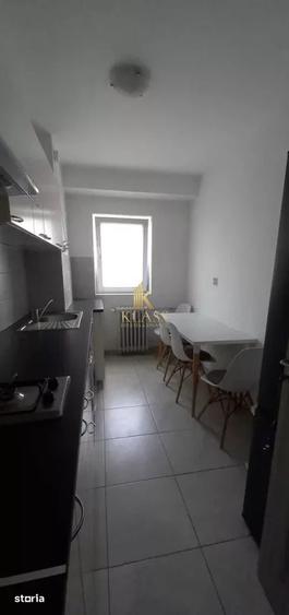 Apartament cu 2 camere decomandat în Centrul Civic