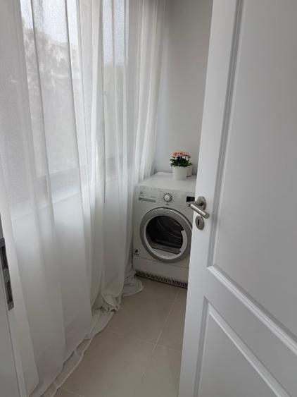 Apartament cu 2 camere decomandat, mobilat în Decebal
