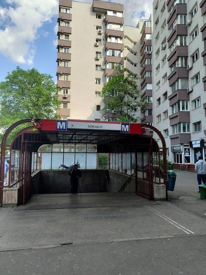 Garsonieră decomandată în Gorjului