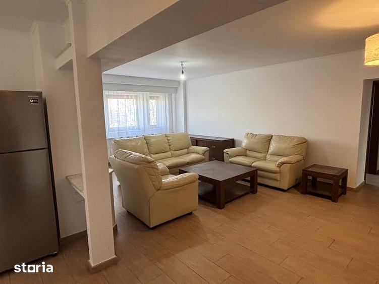 Apartament cu 3 camere în Coșbuc