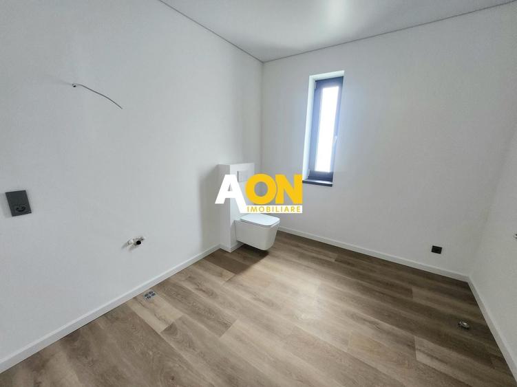 Apartament cu 3 camere decomandat în Cetate