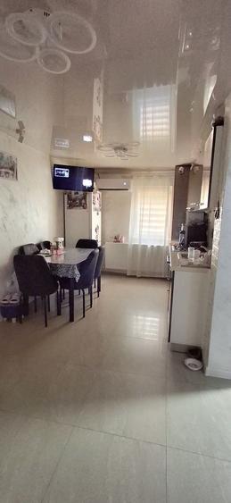 Apartament cu 2 camere decomandat în Năvodari