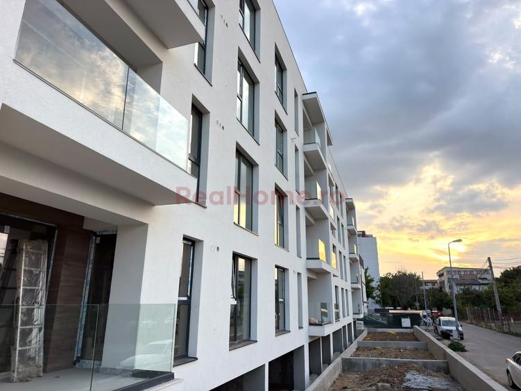 Apartament cu 3 camere decomandat în 1 Decembrie 1918