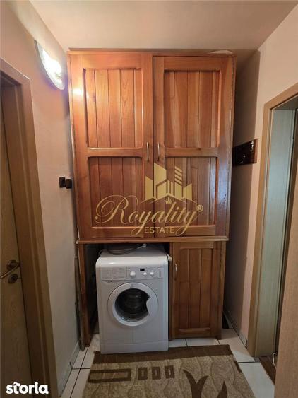 Apartament cu 2 camere, mobilat în Soarelui