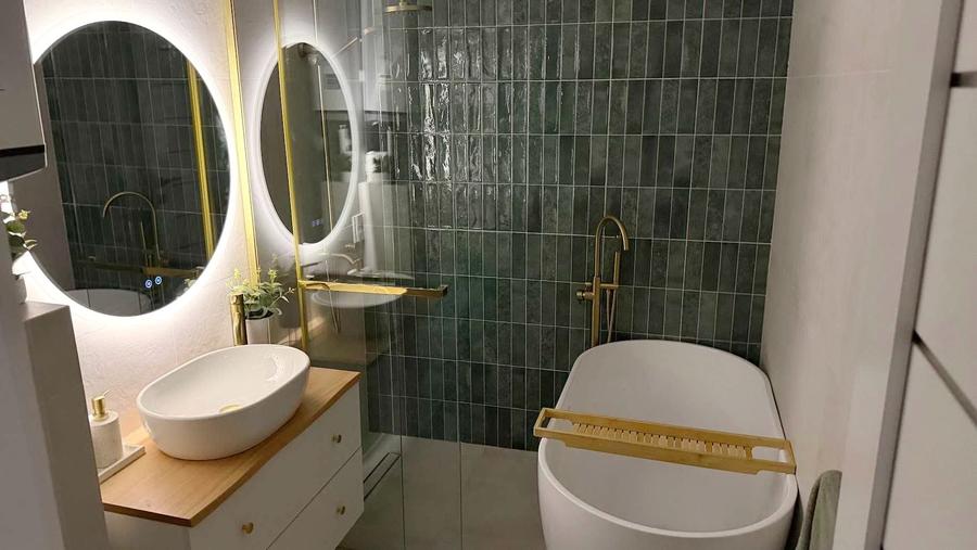 Apartament cu 4 camere decomandat în Ștefan cel Mare