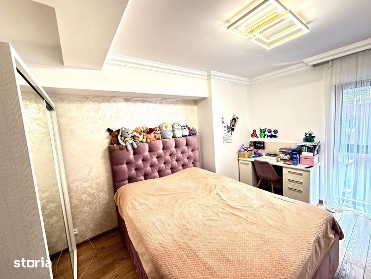 Apartament cu 4 camere în Drumul Taberei