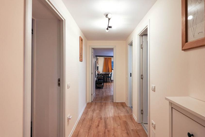 Apartament cu 3 camere la casa | Curte 130 mp | Zona Grivitei strada Vulcan - 12