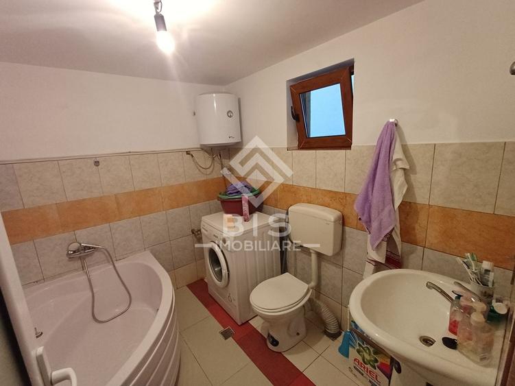Casă individuală cu 5 camere cu Canalizare în Caila