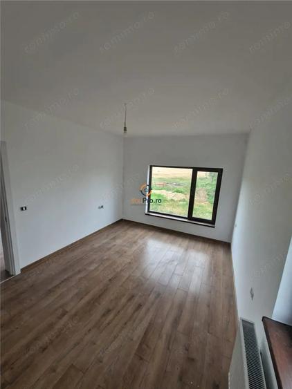 Casă cu 1 camere cu Teren 750 Mp în Dragșina