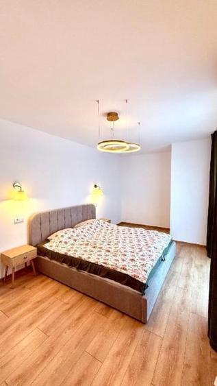Duplex cu 4 camere cu Canalizare în Ulmi