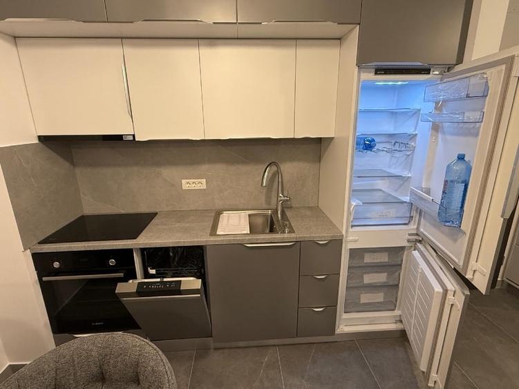 Apartament cu 2 camere decomandat, mobilat în UTA