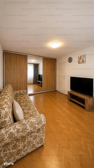 Apartament cu 3 camere în Florilor