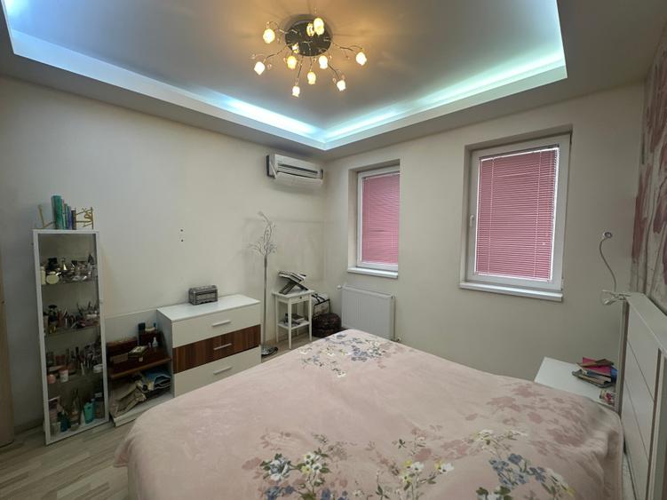 Apartament cu 4 camere decomandat, mobilat în Ferdinand