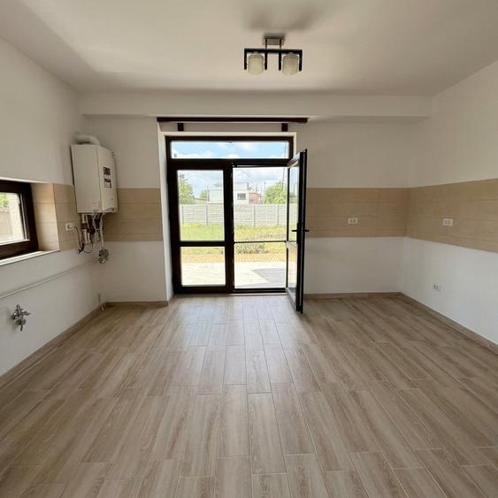 Casă individuală cu 4 camere cu Teren 583 Mp în Prelungirea Ghencea