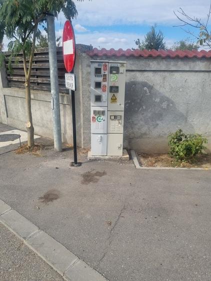 Spațiu comercial, în Rovine