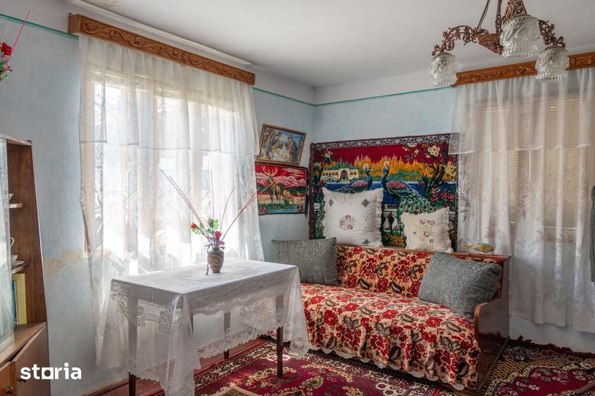 Casă cu 4 camere cu Teren 822 Mp în Măgirești