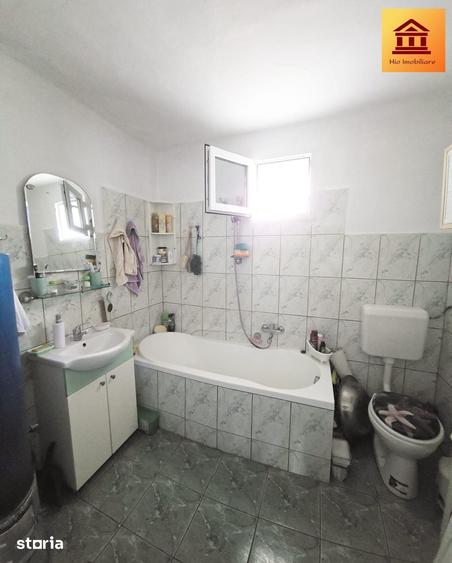 Casă cu 3 camere cu Teren 2880 Mp în Olari