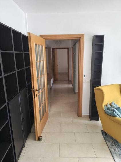 Apartament cu 2 camere decomandat, mobilat în Vitan