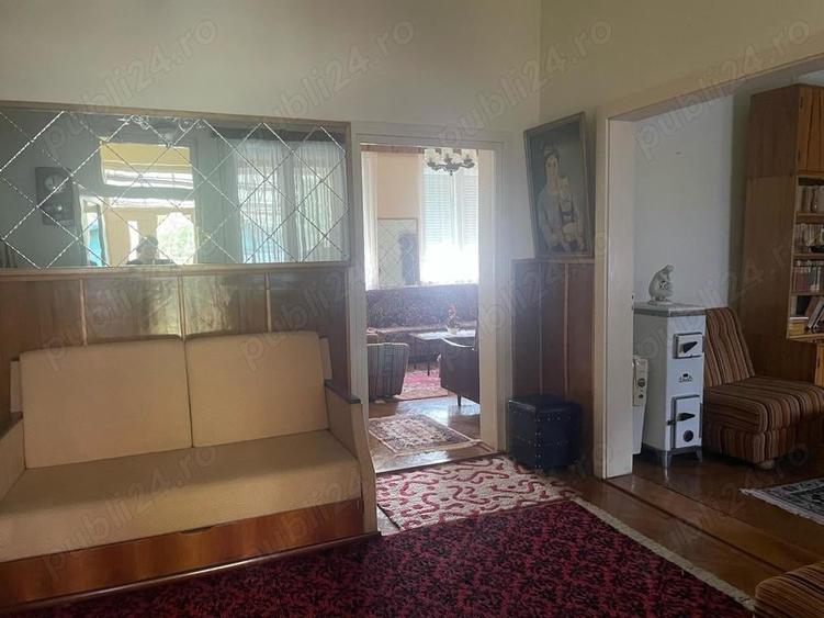 Casă cu 3 camere cu Teren 277 Mp în Sărmașu