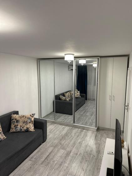 Apartament cu 3 camere decomandat, mobilat în Drumul Taberei