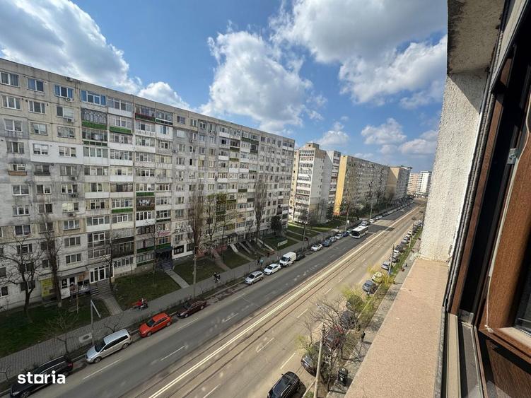 Apartament cu 3 camere în Alexandru cel Bun