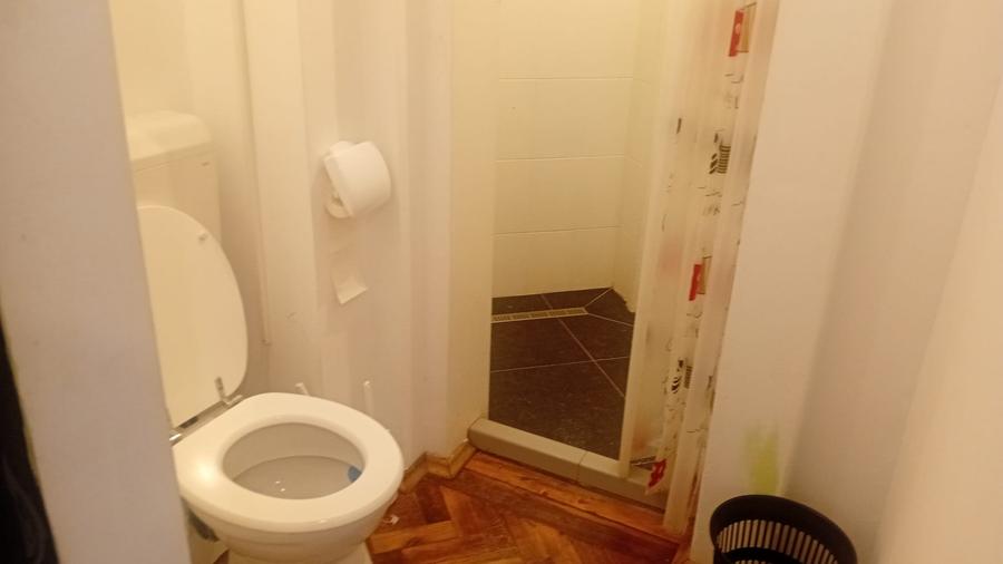 Inchiriez apartament la casa- 1 camere in zona ultracentrala - 5