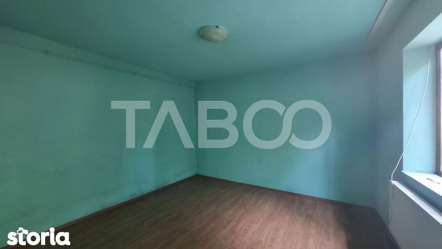 Casă cu 3 camere cu Teren 118 Mp în Turnișor